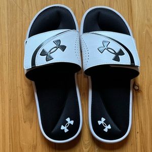 Under Armour Slides size 7Y